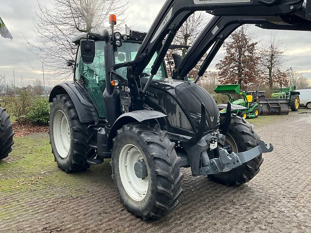 2020 valtra n114e vierwielaangedreven landbouwtractor - afbeelding 17 van  23