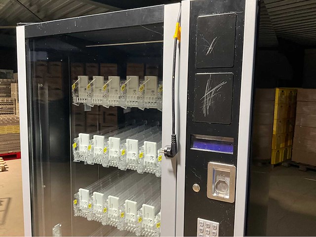 2020 vendo sve dc6 vendingmachine - afbeelding 10 van  11