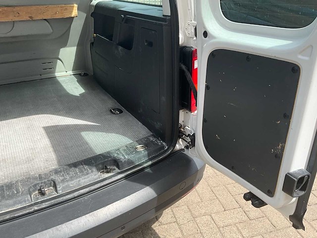 2020 volkswagen caddy lichte vracht - 5 pers - airco - afbeelding 28 van  55