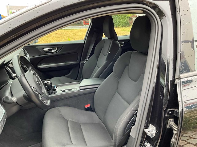 2020 volvo v60 personenauto - afbeelding 6 van  29