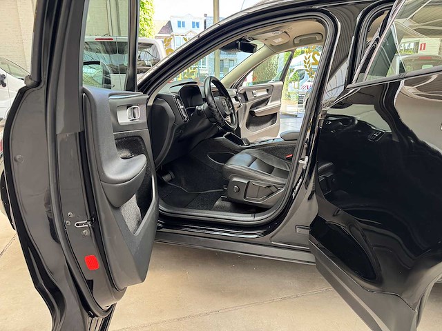 2020 volvo xc40 1ste eigenaar - afbeelding 8 van  42