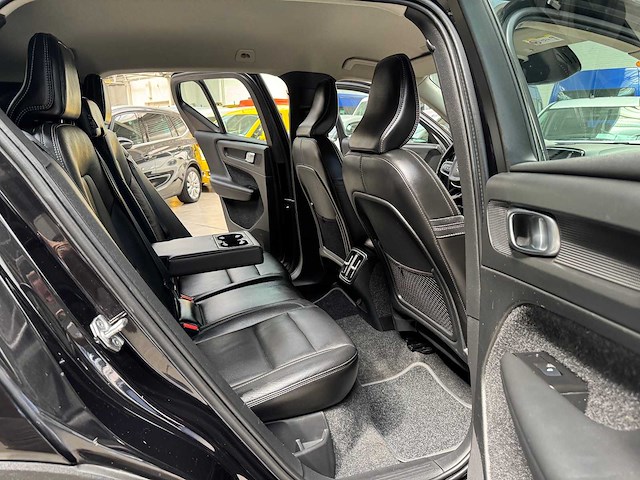 2020 volvo xc40 1ste eigenaar - afbeelding 15 van  42