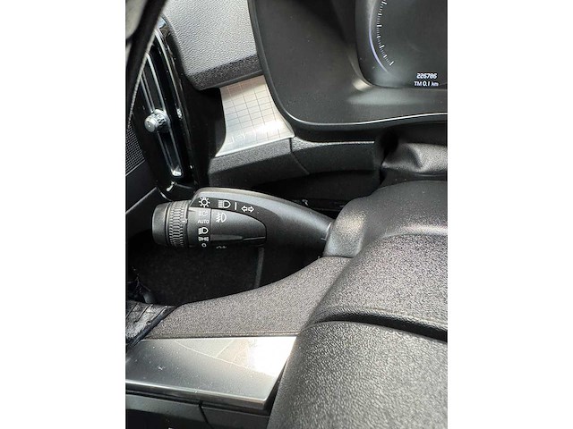 2020 volvo xc40 1ste eigenaar - afbeelding 21 van  42