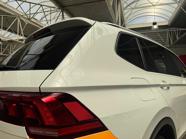 2020 vw tiguan 2.0 tsi dsg 4motion - nieuwe motor - gepantserd - afbeelding 25 van  26
