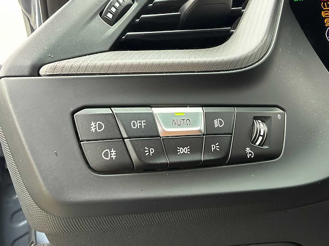 2021 - bmw - 118d - serie 1 f40 2.0d - 16v turbo - car - afbeelding 9 van  30