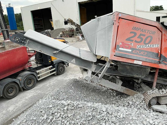 2021 arjes impaktor 250 evo mobiele breekinstallatie - afbeelding 2 van  14
