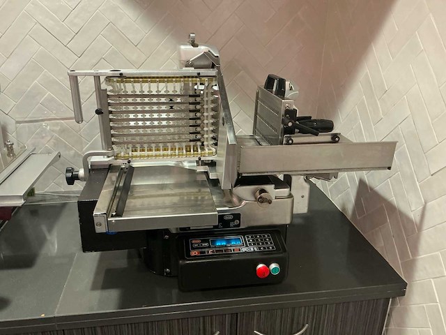 2021 berkel se300 professioneel vlees-charcuterie snijmachine - afbeelding 2 van  7