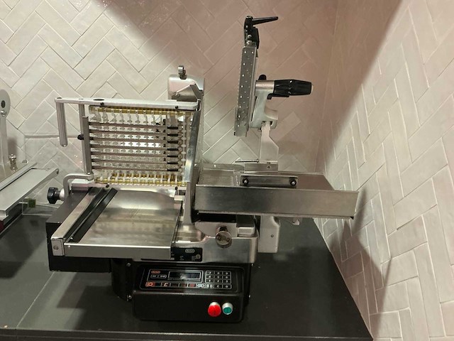 2021 berkel se300 professioneel vlees-charcuterie snijmachine - afbeelding 4 van  7