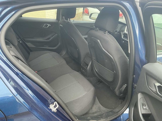 2021 bmw 116 d hatchback personenauto - afbeelding 9 van  27