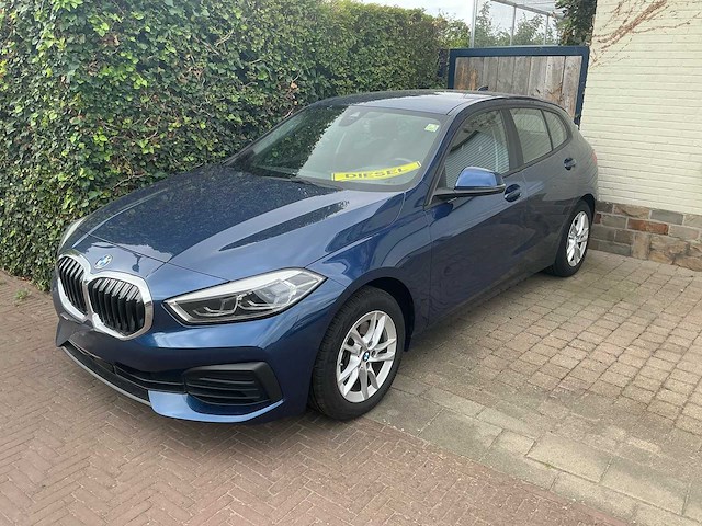2021 bmw 116 d hatchback personenauto - afbeelding 1 van  33