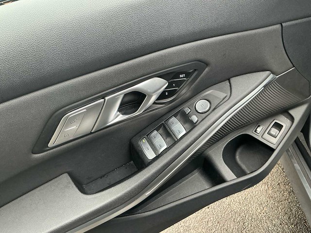 2021 bmw 320e station personenauto - afbeelding 2 van  32