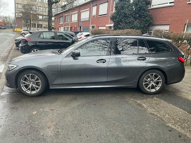 2021 bmw 320e station personenauto - afbeelding 12 van  32