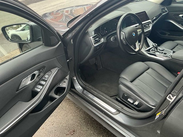 2021 bmw 320e station personenauto - afbeelding 32 van  32