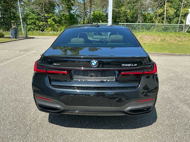2021 bmw 745 le personenauto - afbeelding 24 van  29