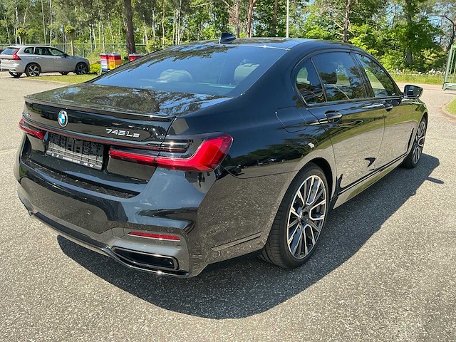 2021 bmw 745 le personenauto - afbeelding 25 van  29