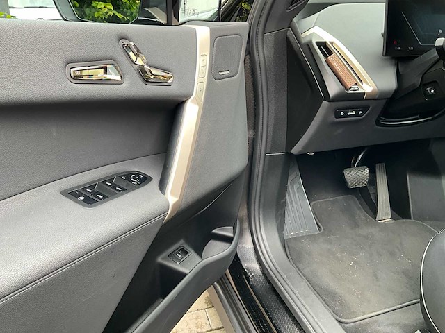 2021 bmw ix xdrive40 - afbeelding 8 van  45