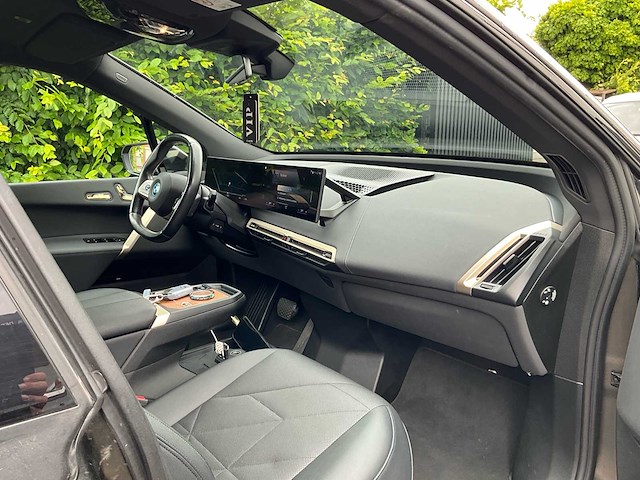 2021 bmw ix xdrive40 - afbeelding 26 van  45