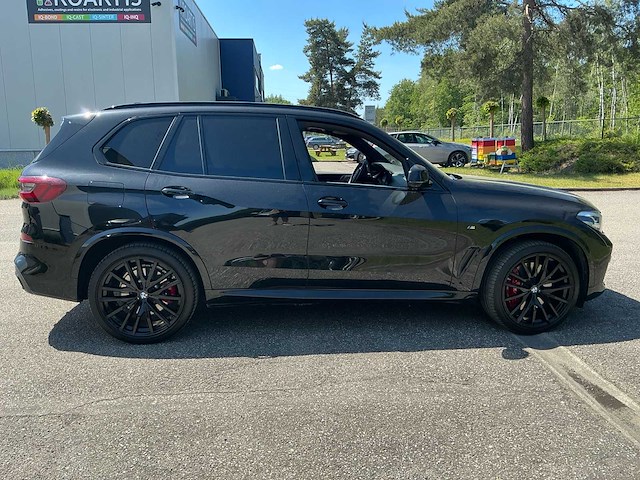 2021 bmw x5 xdrive45e - afbeelding 7 van  7