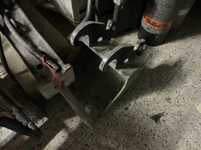 2021 caterpilar 300.9dvps rupsgraafmachine - afbeelding 39 van  52