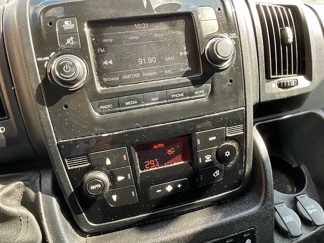 2021 citroën jumper lichte vracht - airco - navigatie - afbeelding 31 van  47