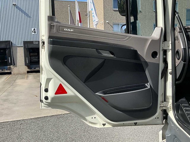 2021 daf cf 320 fa - afbeelding 10 van  53
