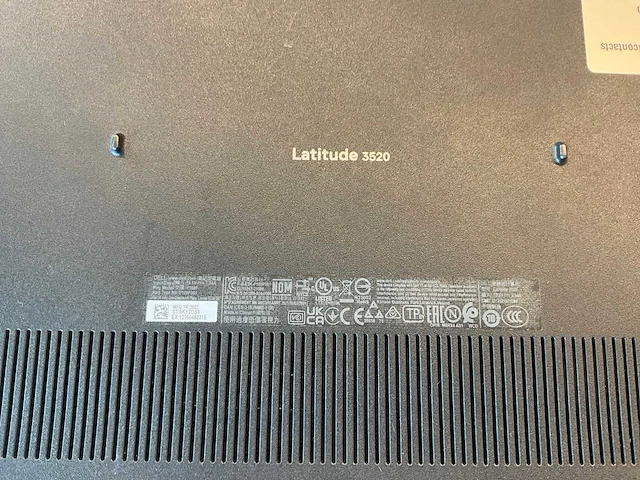 2021 dell latitude 3520 laptop - afbeelding 6 van  7
