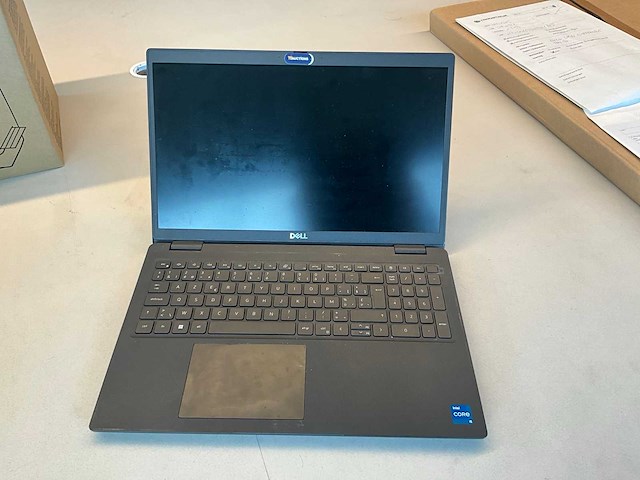 2021 dell latitude 3520 laptop - afbeelding 1 van  7
