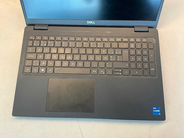2021 dell latitude 3520 laptop - afbeelding 2 van  7