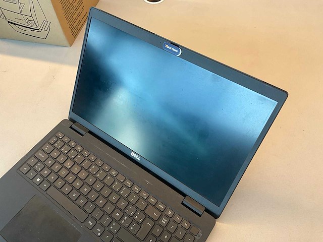 2021 dell latitude 3520 laptop - afbeelding 3 van  7