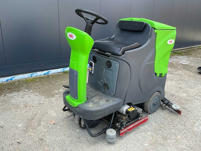 2021 dibo ipc ct110 bt70r zelfrijdende veegmachine - afbeelding 1 van  13