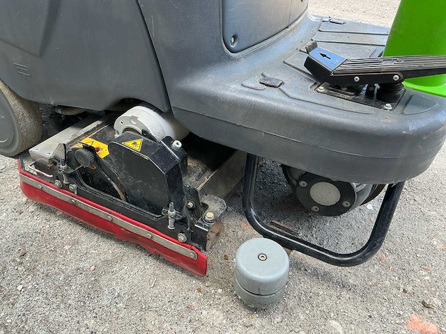 2021 dibo ipc ct110 bt70r zelfrijdende veegmachine - afbeelding 3 van  13