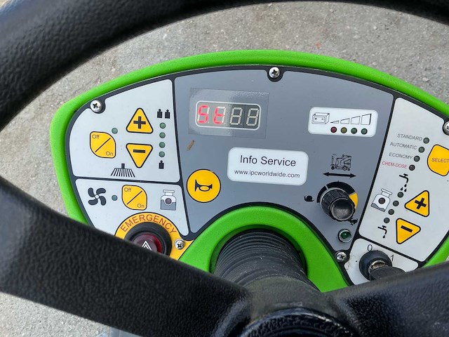 2021 dibo ipc ct110 bt70r zelfrijdende veegmachine - afbeelding 5 van  13