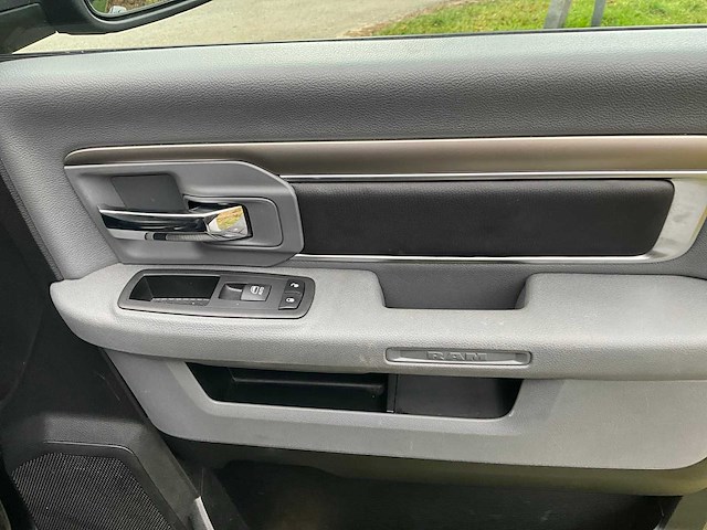 2021 dodge ram 1500 5.7 v8 hemi - lpg - afbeelding 42 van  80