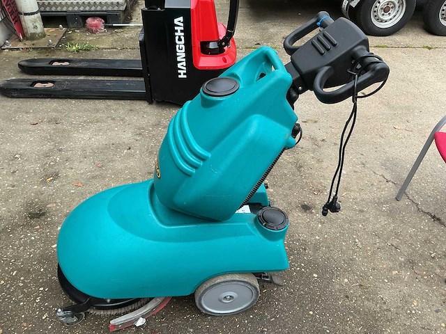 2021 eureka e 46 b accu 24v schropzuigmachine met ingebouwde acculader - afbeelding 1 van  5