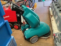 2021 eureka e 46b accu 24 v,vloerreiniger met ingebouwde acculader