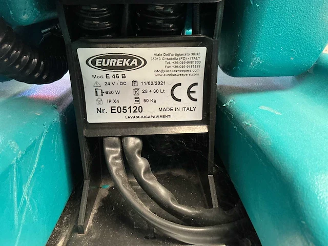 2021 eureka e 46b accu 24 v,vloerreiniger met ingebouwde acculader - afbeelding 5 van  5