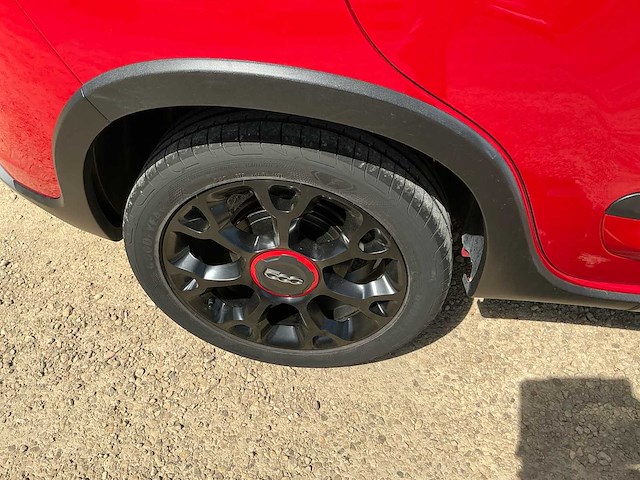 2021 fiat 500l red personenauto - afbeelding 2 van  29