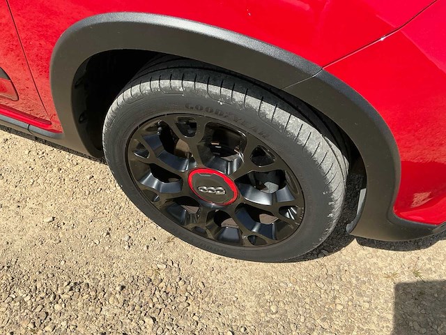 2021 fiat 500l red personenauto - afbeelding 29 van  29