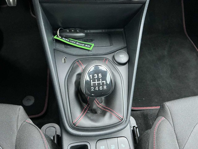 2021 ford fiesta lichte vracht - afbeelding 8 van  48