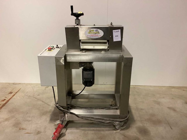 2021 full machine pastapletter cal/250 overige voedingsmiddelen productie machines - afbeelding 1 van  6