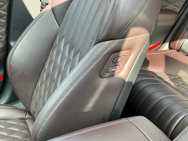 2021 genesis g70 shooting brake - 200 pk - afbeelding 21 van  49
