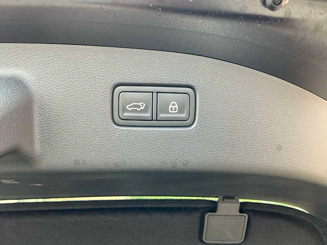 2021 genesis g70 shooting brake - 200 pk - afbeelding 16 van  49
