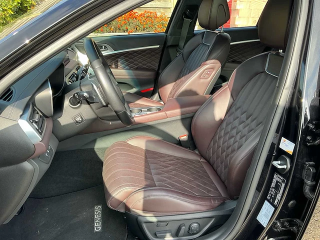 2021 genesis g70 shooting brake - 200 pk - afbeelding 44 van  49
