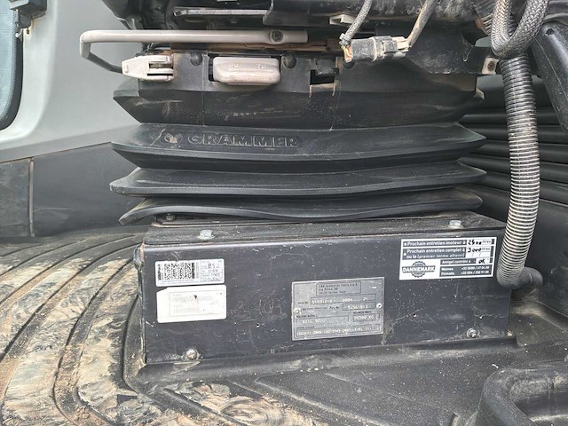 2021 geval 921g bulldozer - afbeelding 26 van  46