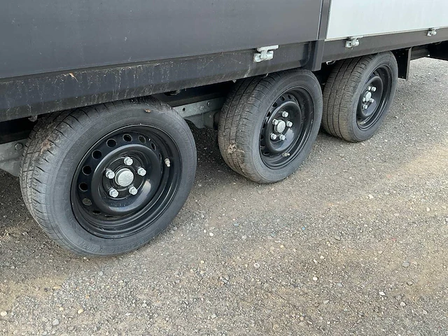 2021 henra xpert black bottom 450x202 plateuwagen demo model ‘showroom model’ ongebruikt aanhangwagen - afbeelding 5 van  17