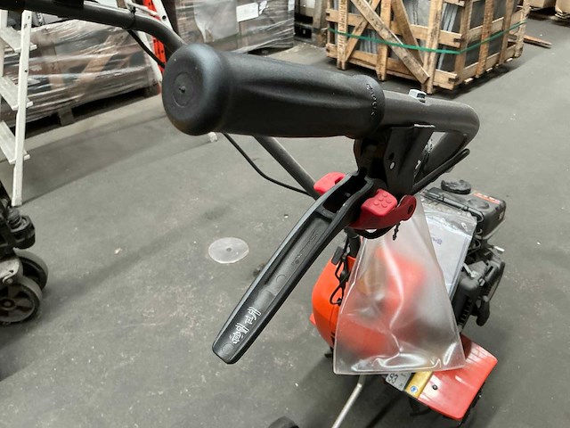 2021 husqvarna tf120 tuinfrees - afbeelding 13 van  14