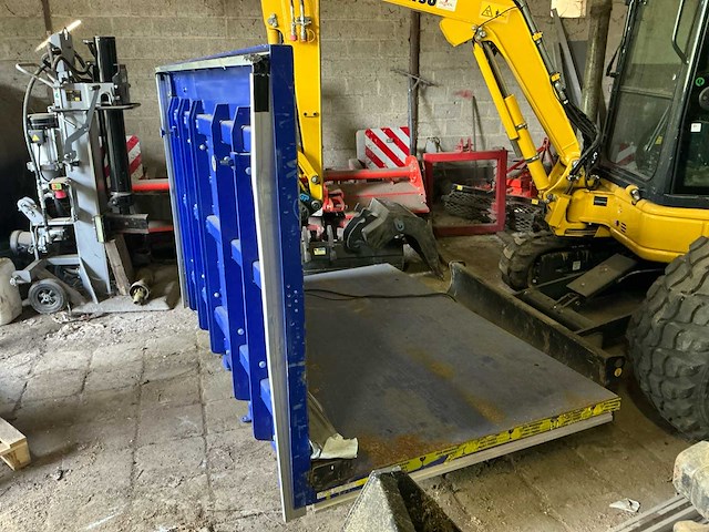 2021 hydraulische kanteltafel - afbeelding 1 van  5