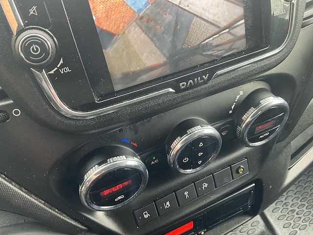 2021 iveco 50c18 camionette - trekhaak & ladderrek - airco- automaat - afbeelding 8 van  32