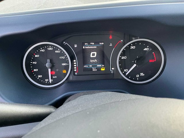 2021 iveco daily 3.0l lichte vrachtwagen - afbeelding 5 van  26