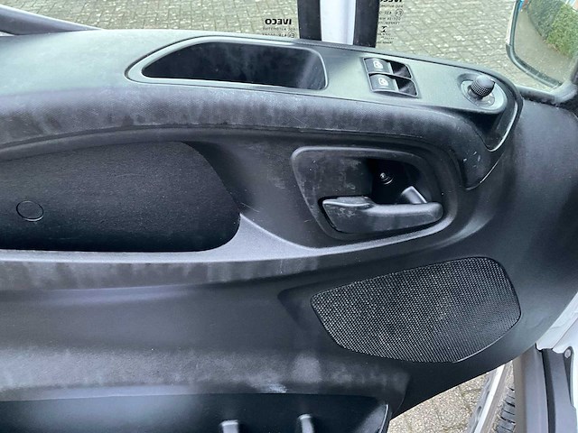 2021 iveco daily hoog dak - rijk uitgerust - afbeelding 16 van  46